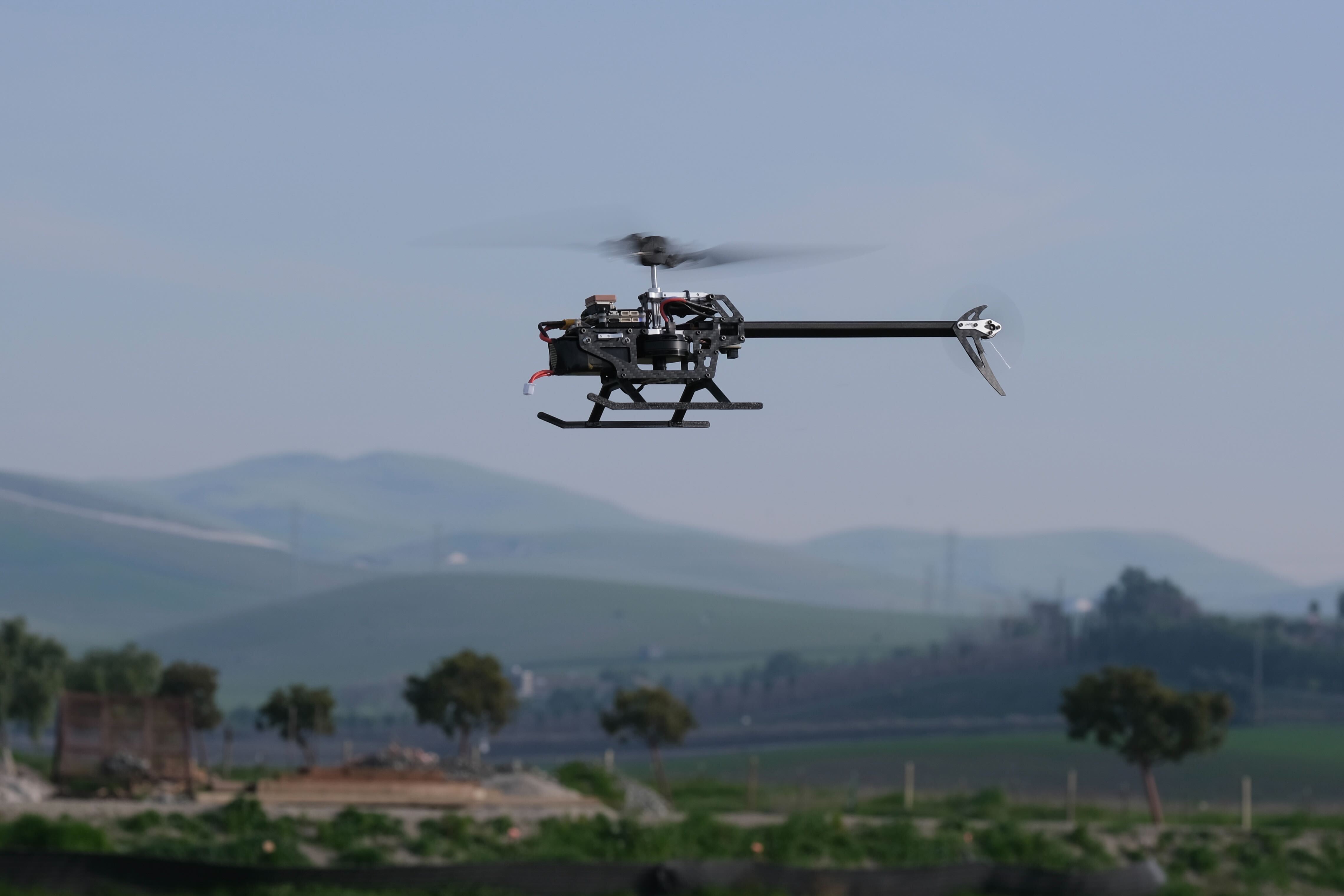 Swashplateless Micro Helicopter