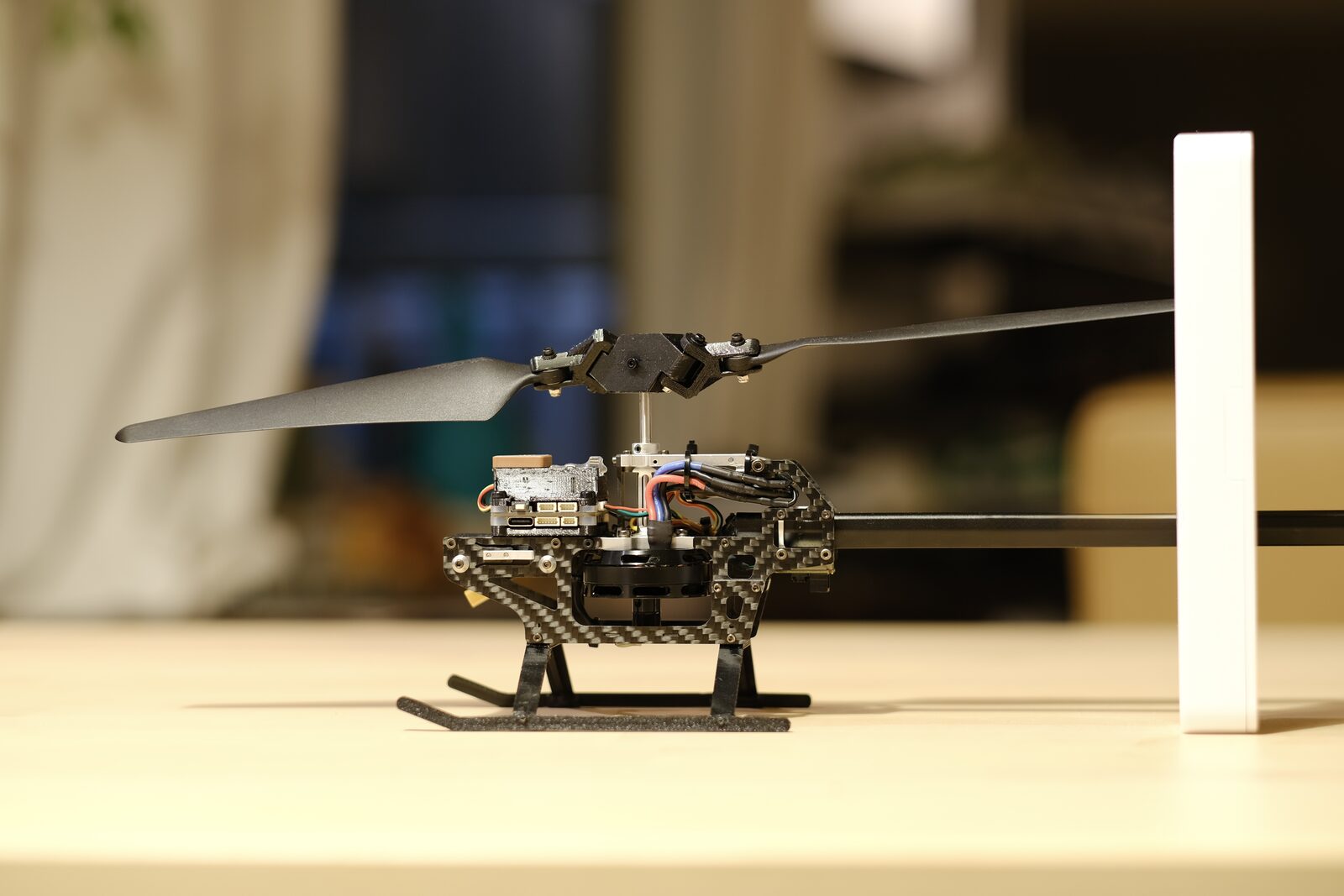 Swashplateless rotor — blade lag