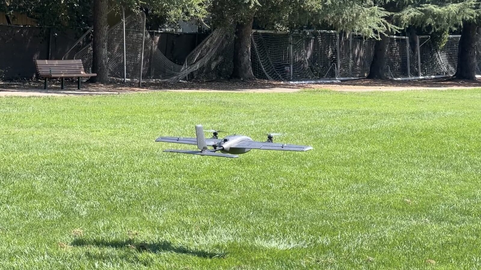 Tilt-rotor tricopter VTOL in hover mode